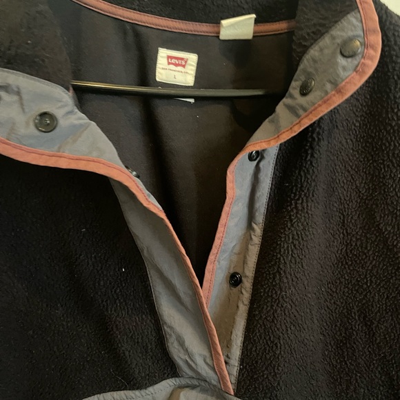 Levi's Black and Gray Jacket with Burgandy  Trim - Picture 4 of 6